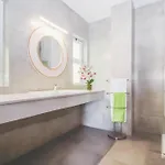 Honolulu By Algarve Vacation Villa