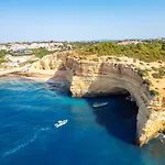 Honolulu By Algarve Vacation Villa *